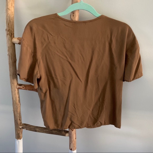 ❤️ Brown Crop Top Button Up - Picture 10 of 10